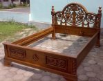 Tempat Tidur Ukir Jati Tiara