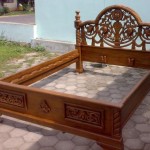 Tempat Tidur Ukir Jati Tiara