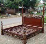 Tempat Tidur Jati Ukiran Naga