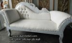 Sofa Santai Pengantin Warna Putih