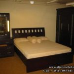 Tempat Tidur Jati Minimalis Sandaran