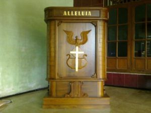 Mimbar Gereja Minimalis Alleluia